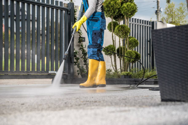 Best Building Exterior Washing  in Coram, NY